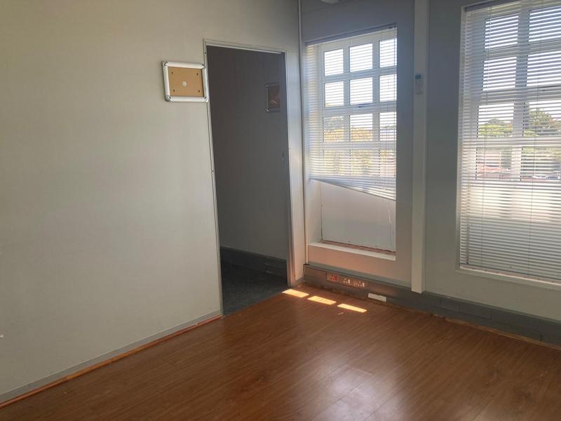 To Let Commercial Property for Rent in Newton Park Eastern Cape